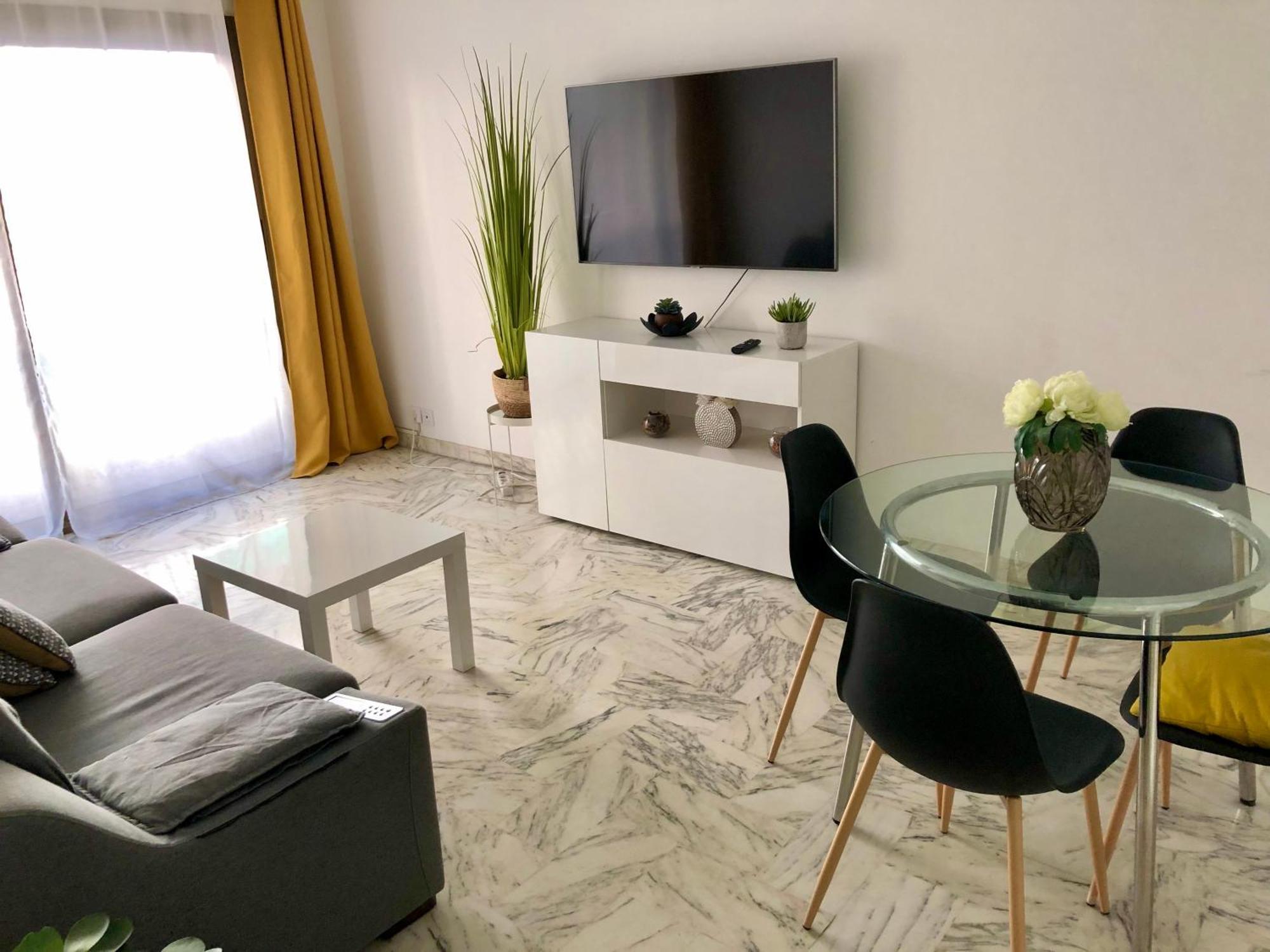 Residences Fleuries - Behind Cannes Croisette Bvd Buitenkant foto